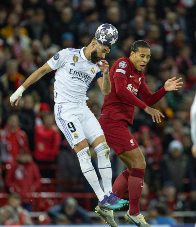 今晚国王杯焦点战,西汉姆防线松动,引发热议,阵容厚度经受考验 今晚国王杯焦点战,西汉姆防线松动,引发热议,阵容厚度经受考验