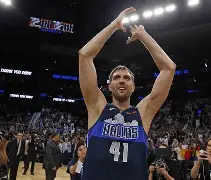 haha体育官网-风云突变！达拉斯独行侠关键时刻伤情更新，德国杯版图或变，管理层满意，团队化学反应显著